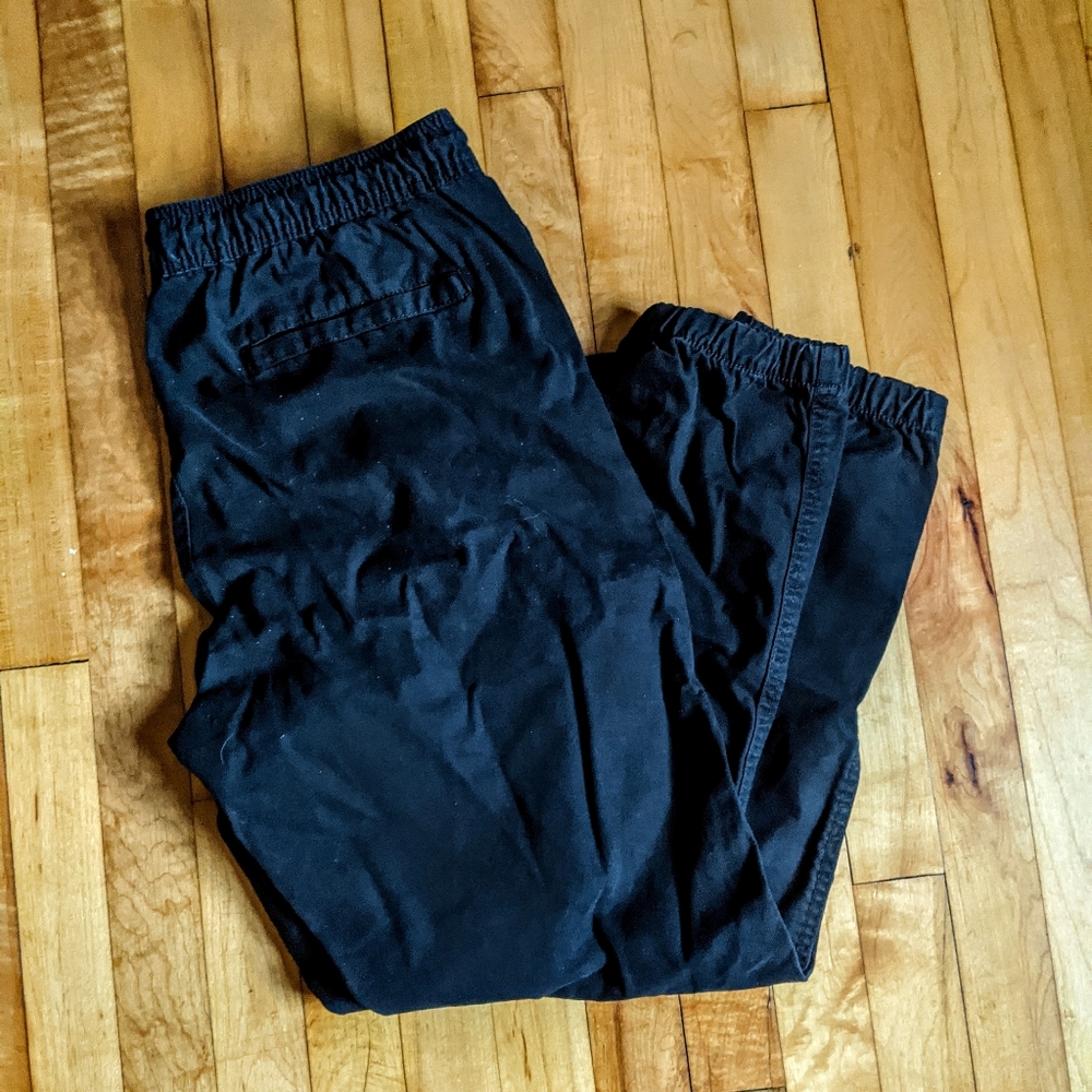 Black Old Navy Joggers Size L